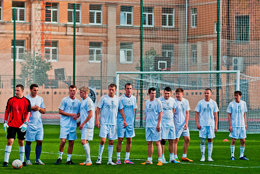 FIRST CLUB CUP